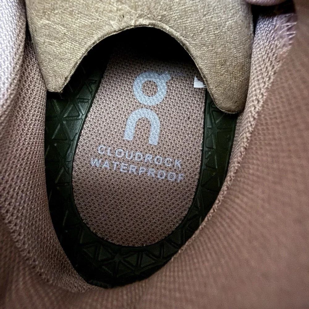 On Cloud CloudRock Waterproof‎ Hiking Boot Sneaker Women's Size 5 Olive Green
